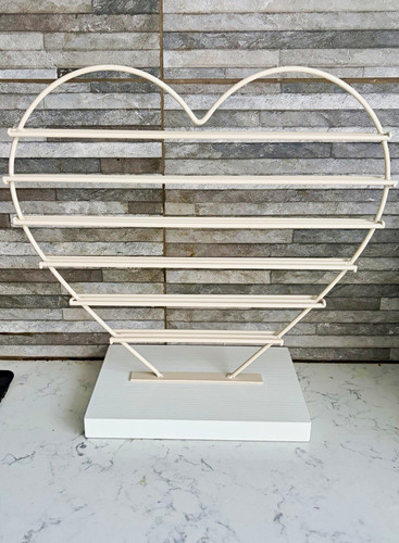 Heart shaped cream - cream, painted